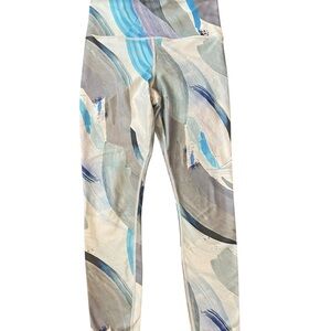 Athleta Blue and Gray Patterned 7/8 Vibrance Snowfall Leggings